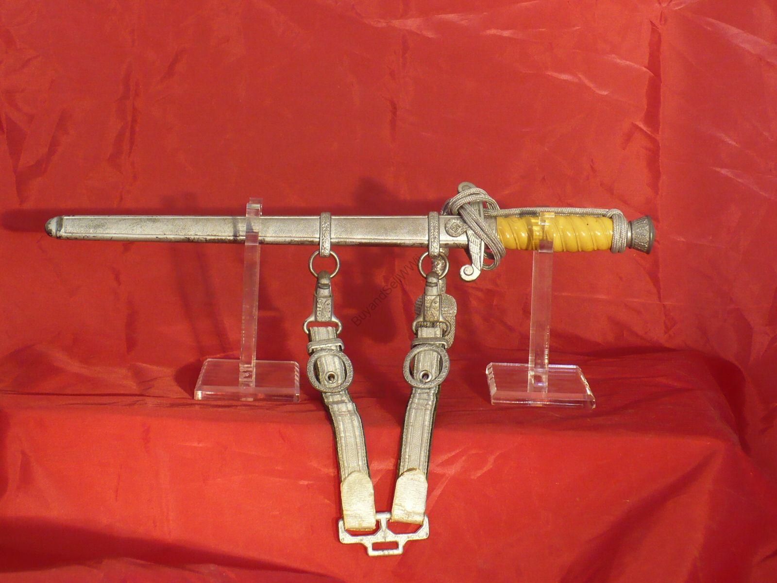 WWII German Heer dagger — crossguard and grip