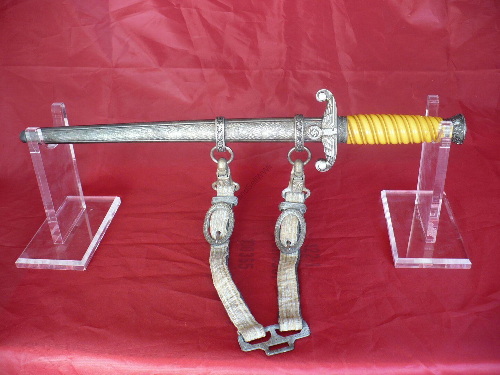 WWII German Heer officer dagger with scabbard
