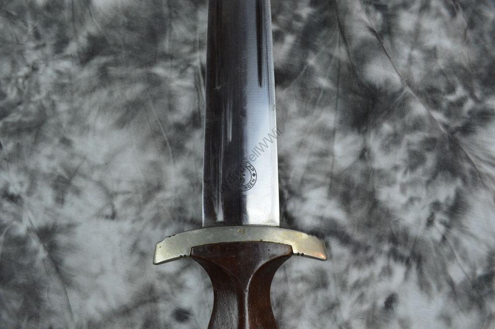 WWII German SA Aesculap dagger — maker's mark