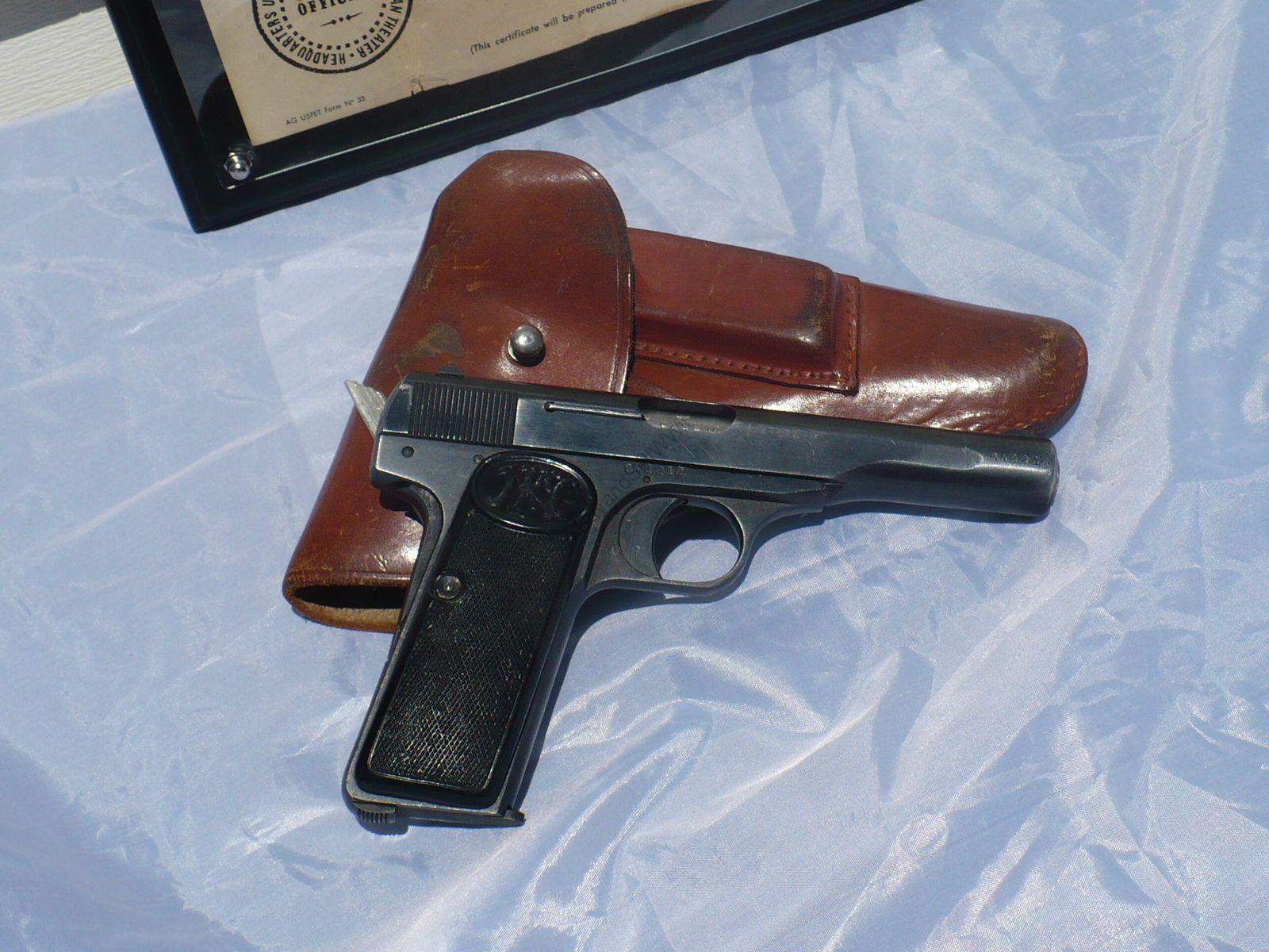 Belgian WW2 .32 pistol with bringback papers and holster