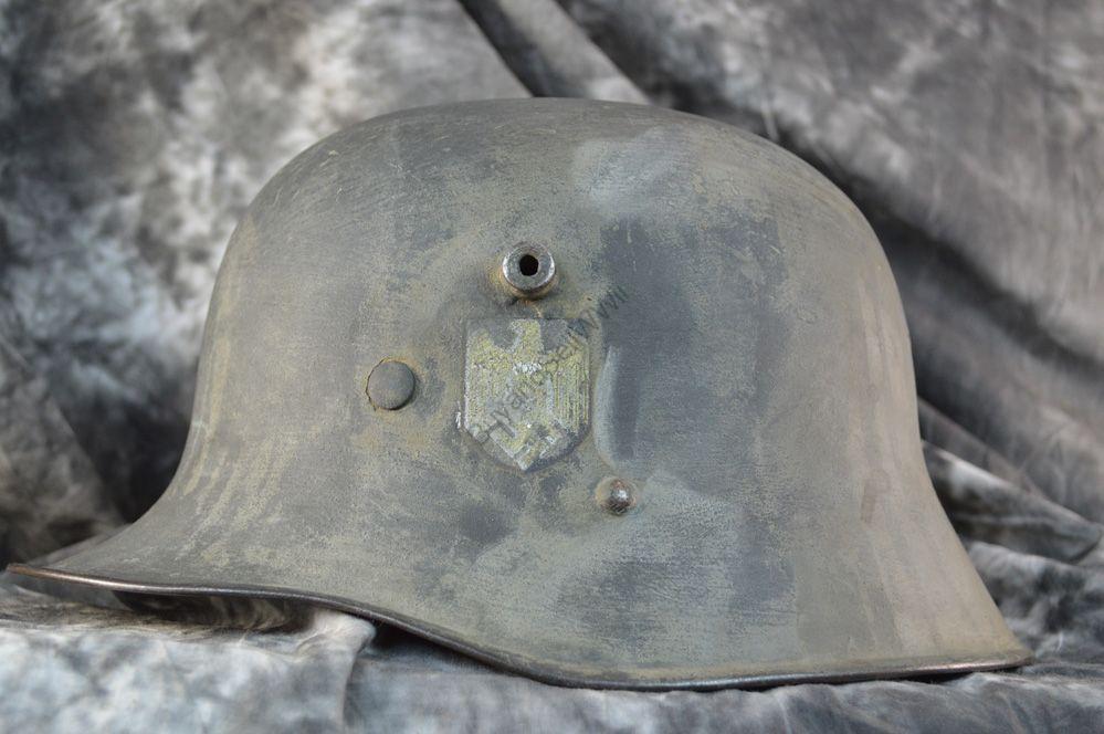 WWII German transitional Heer helmet with Eastern Front whitewash camouflage