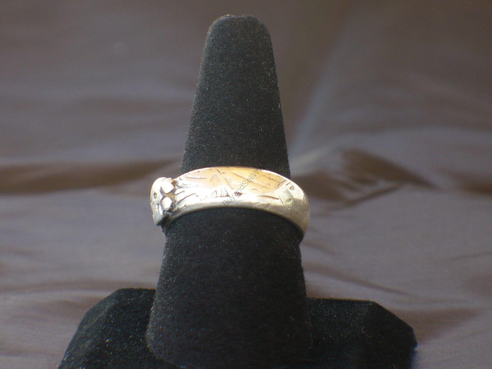 WW2 German SS officer skull ring side view